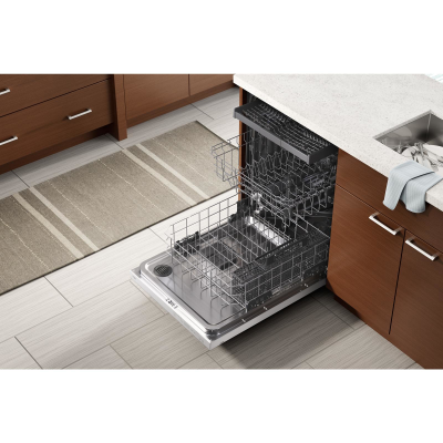 24" Whirlpool Large Capacity Dishwasher with 3rd Rack - WDT750SAKW